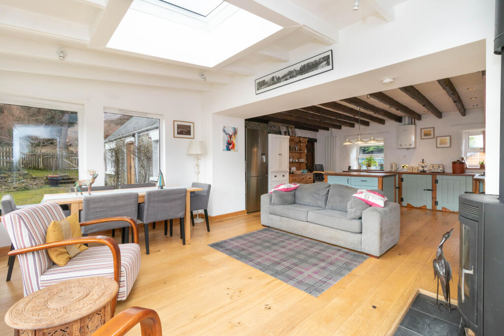 Open-Plan Kitchen/Living Area