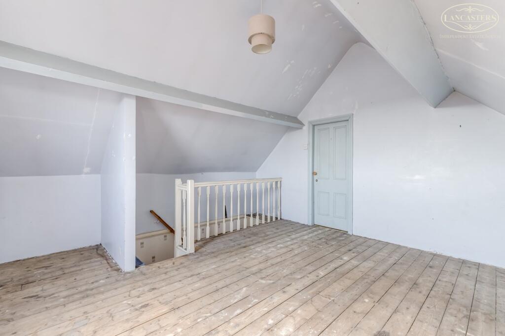 Home Office/Dressing Room
