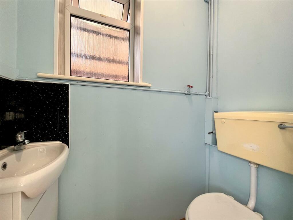 Ground Floor WC