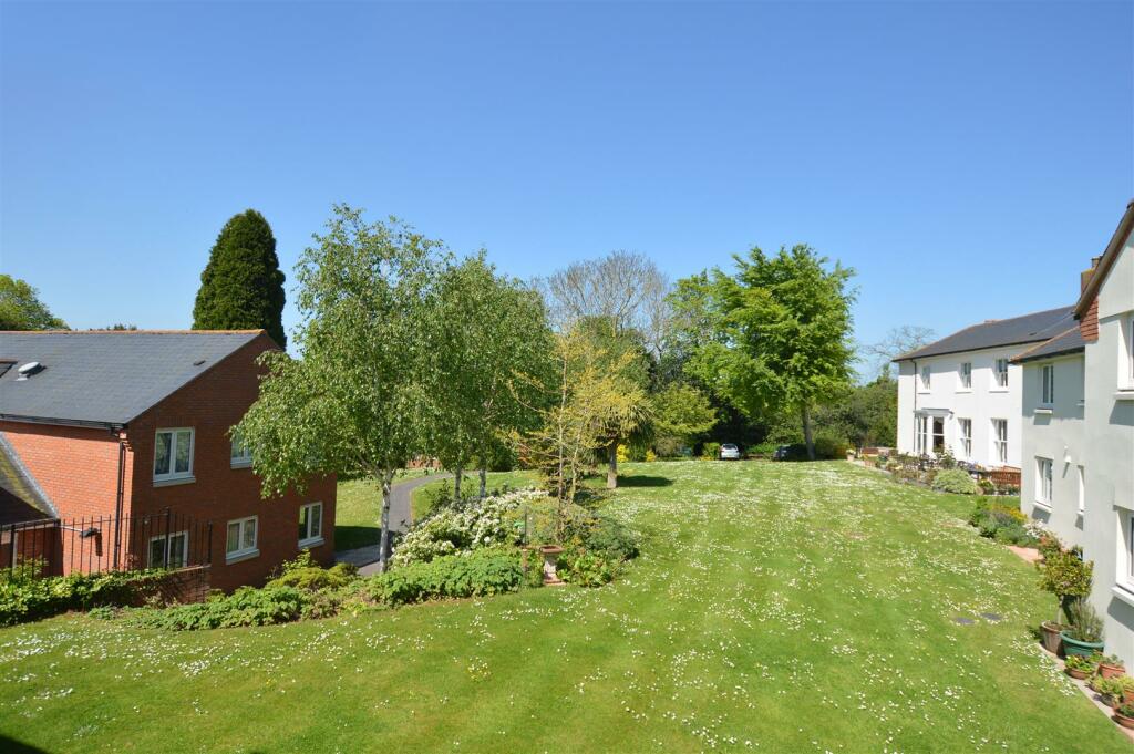 Mowbray Court Grounds