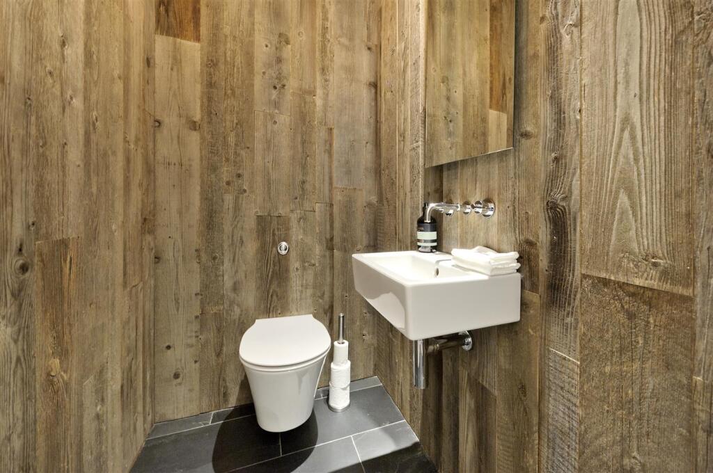 fff@83 great titchfield st-8443.jpg