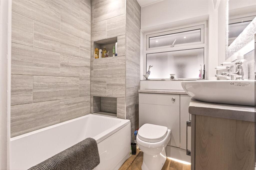 Terringes Avenue, Tarring, Worthing, West Sussex,, BN13