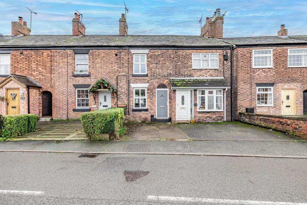Hartford Road, Davenham
