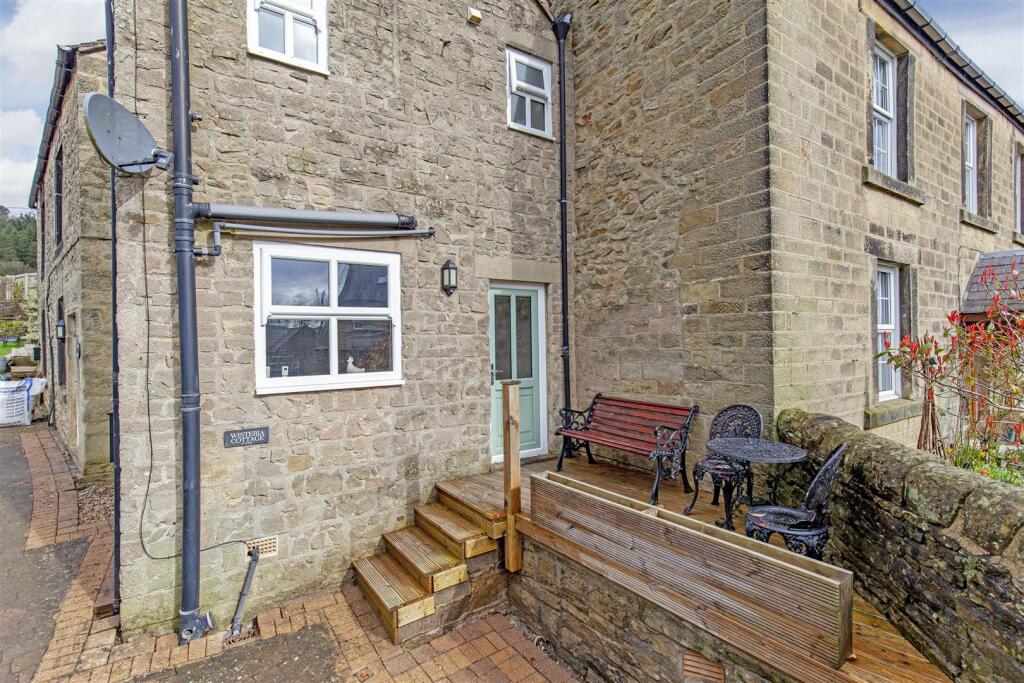 Front External-7.jpg