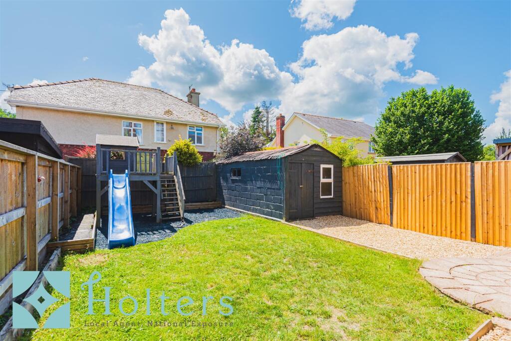 20 Ifron Road, Builth Wells-20.jpg