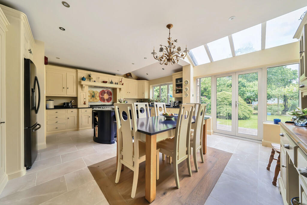 1305055-7-6840340...