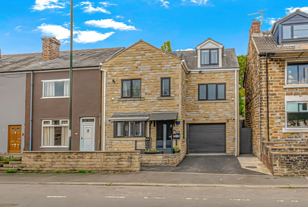 Sheffield Road, Chesterfield, S41