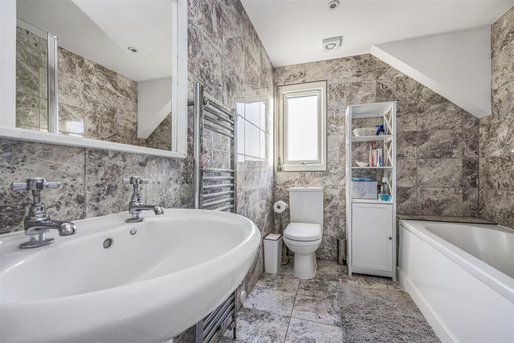 2 Dorrita Avenue, Cowplain-PorticoMarketing-SoldBy