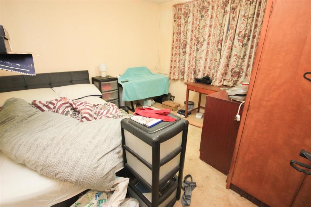 bed 1.JPG