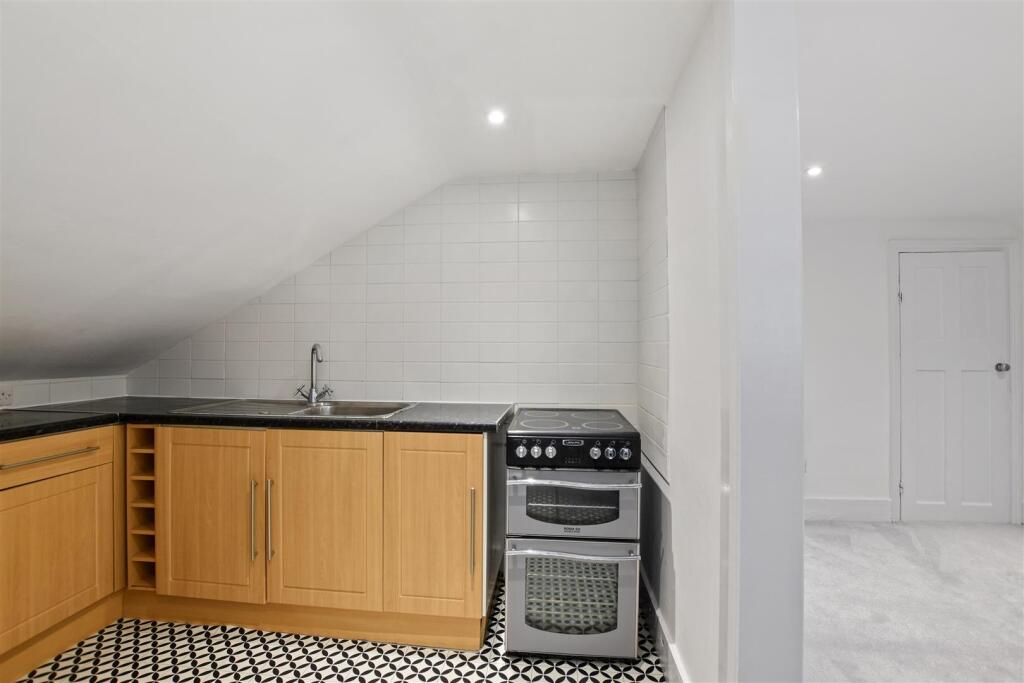 20 Manor Road - 21.JPG
