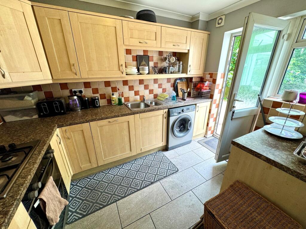 Fitted Kitchen