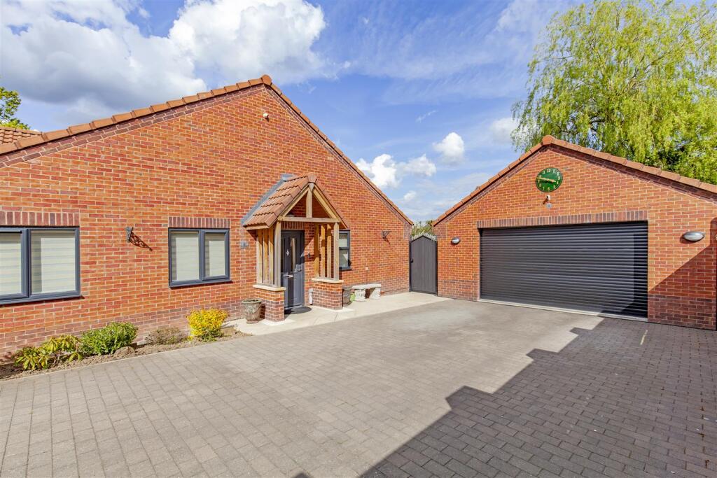 Front External-3.jpg