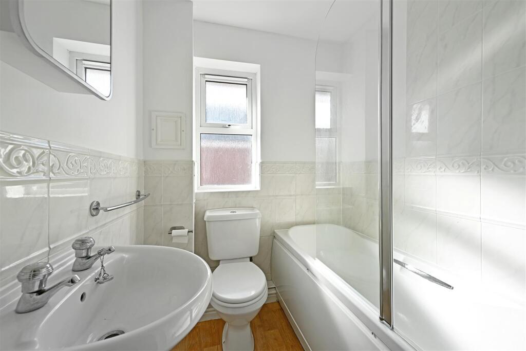 Upstairs Bathroom.jpg