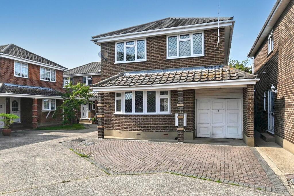 -GAvpd9_OUeEV6650stptg (1).jpg