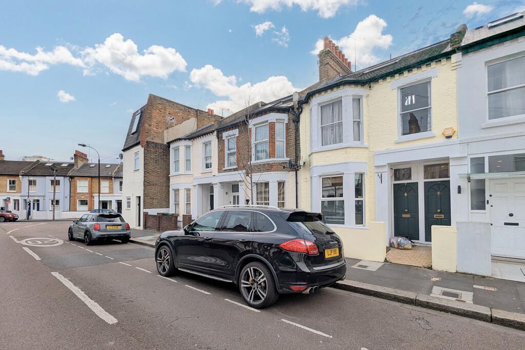 5a Furness Road, Fulham, London, SW6 2LQ