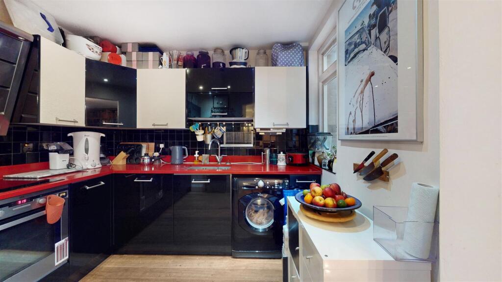 Flat 8 Park East Building, Bow Quarter - JnKFzJo77