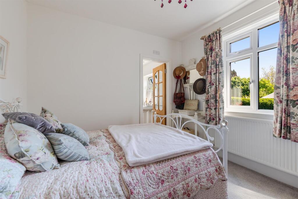 A24 - Highfield Culver Lane South Brent - 250430.j