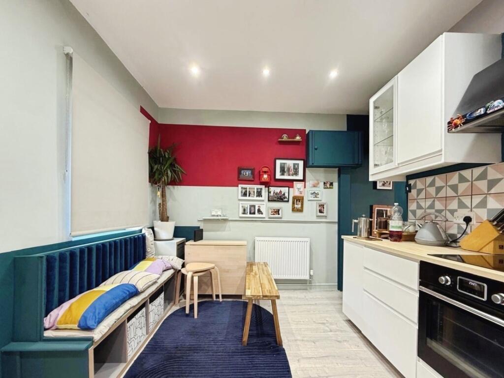 pbox-dining_room-342159.jpg