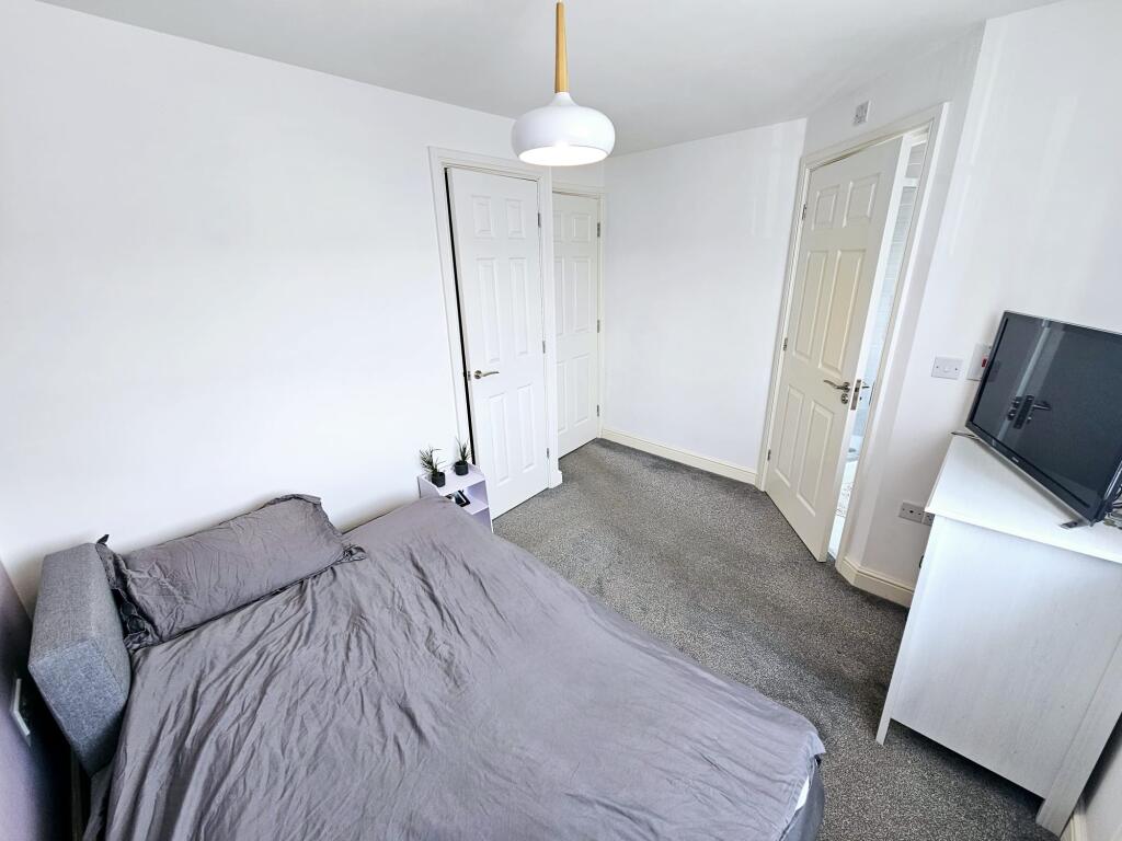 300b699f-16e8-436f-bdfe-2cd849427ba1