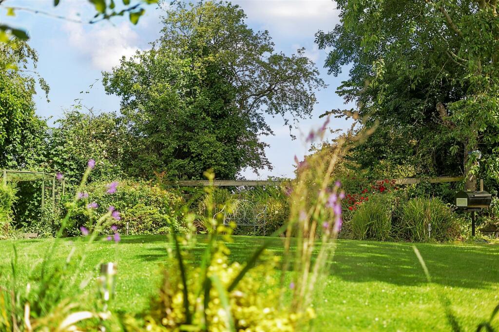 Thatch Cottage, Paulerspury