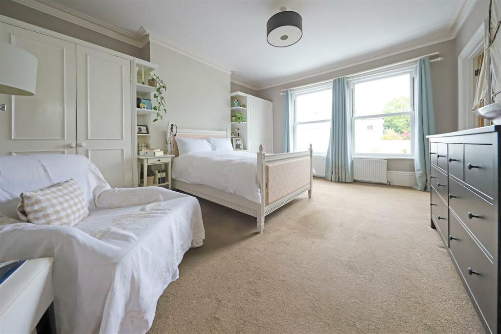 nicholas james ditchling rd bed 1.jpg