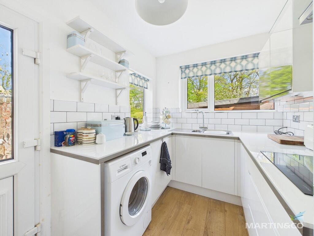 CAM03111G0-PR0305...