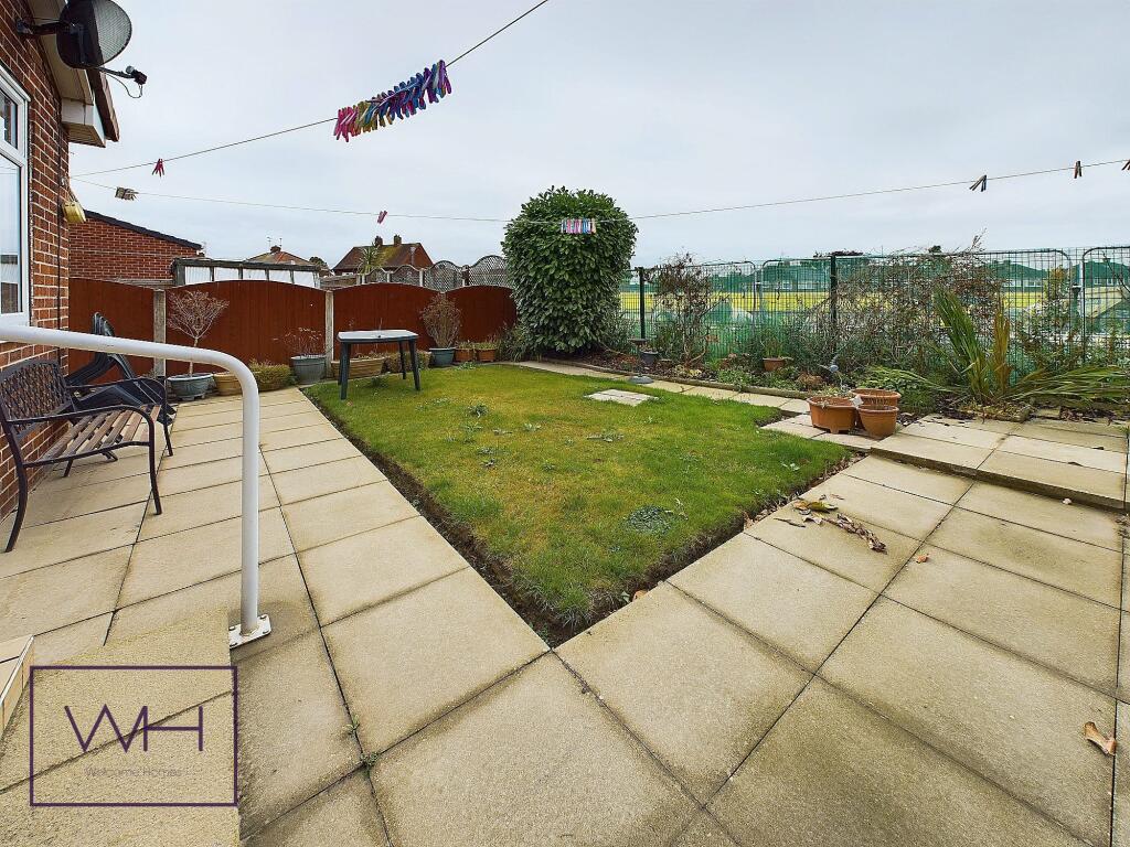 CAM03785G0-PR0126-ST