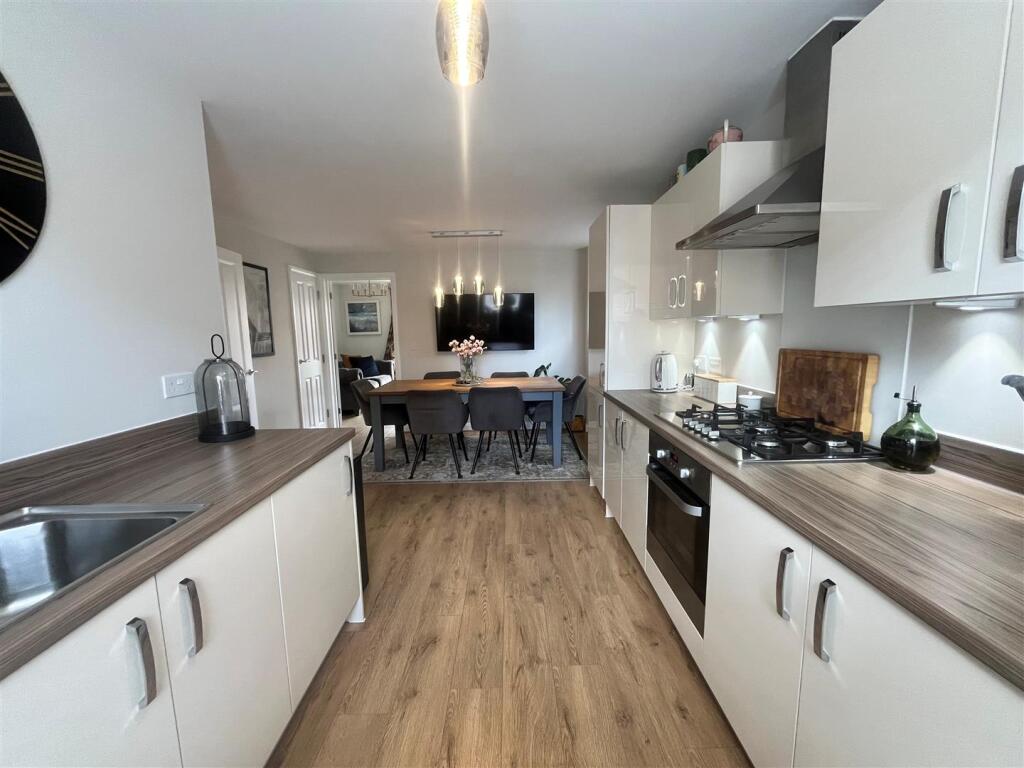 3. Kitchen Dining.jpg