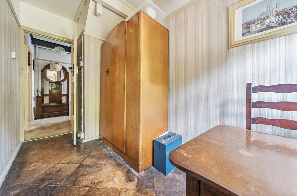 1309530-6-6851a65...