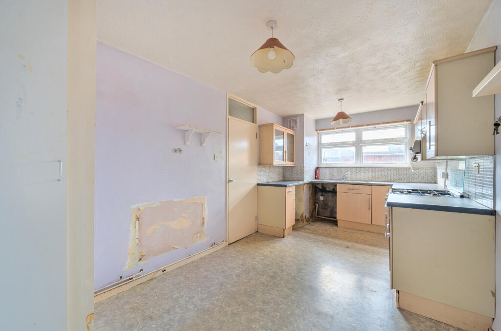 7-68221f93806a4-1...