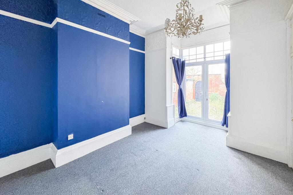 Flat 1, 2 and 3, 6 Pelham Road, Grimsby, Lincolnshire, DN34 4SU