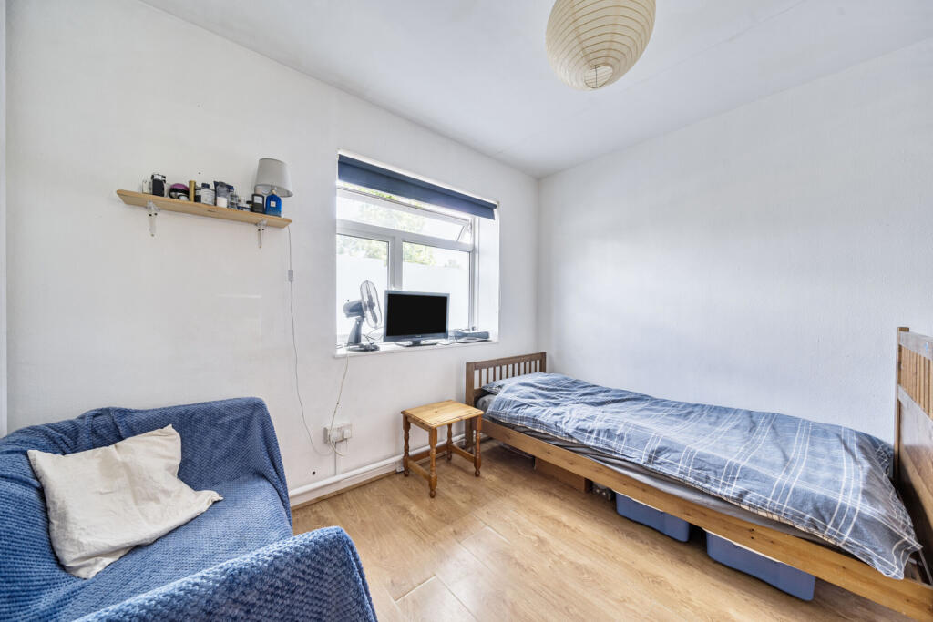 1313851-15-686cf5...