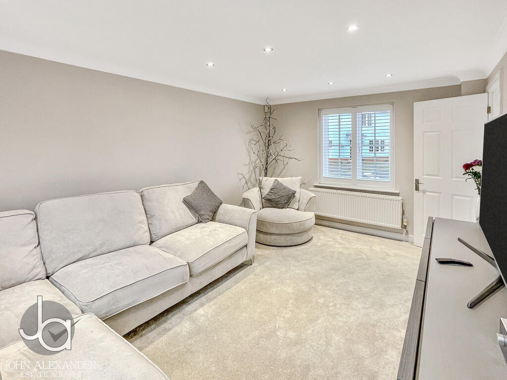 20241114_14575290...