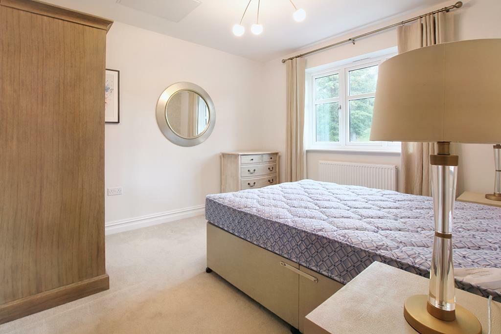 bed3 (Portal Size).JPG