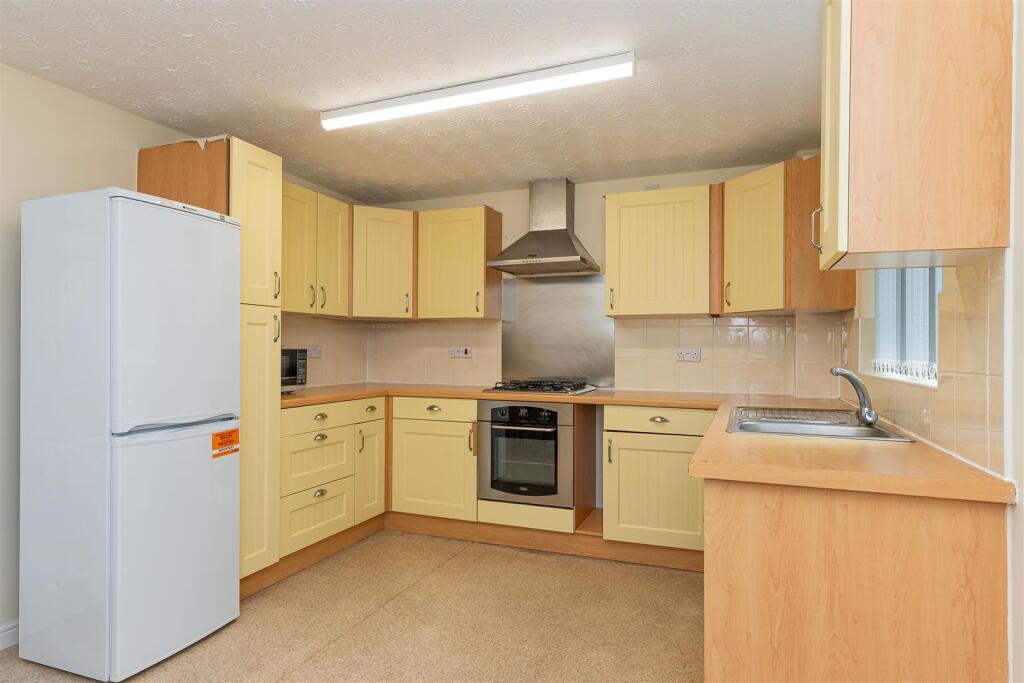 29 Bullrushes Close-5.jpg