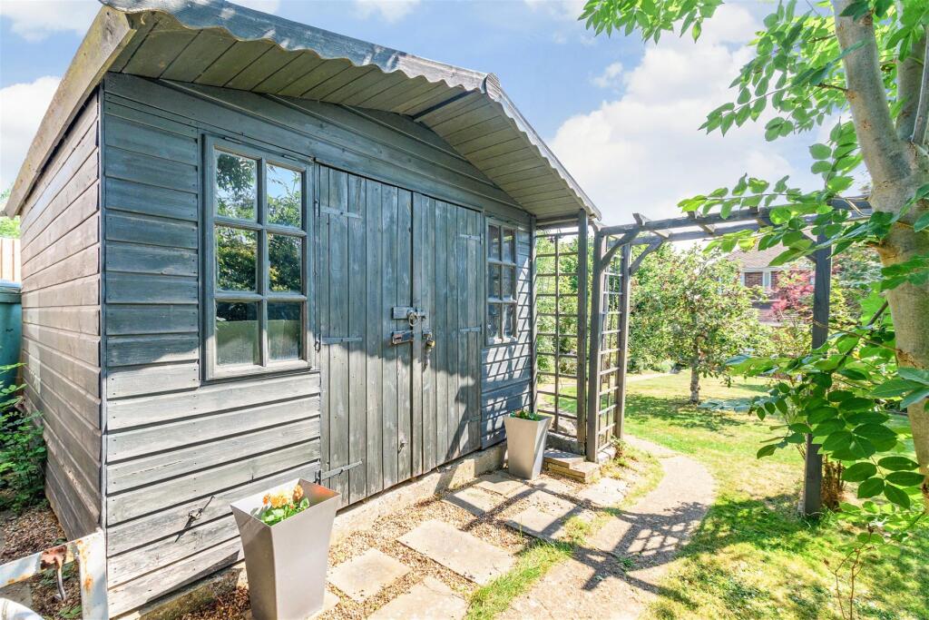 Workshop/Outbuildings