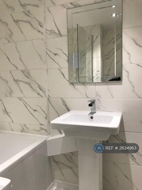 Ensuite Bathroom