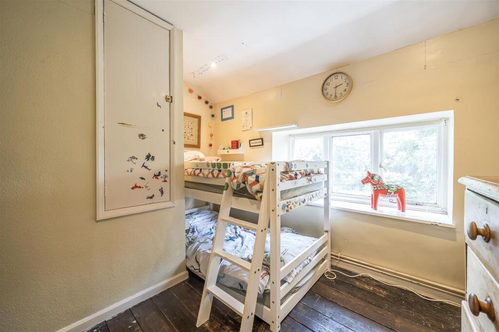 9 High Street, Blisworth (21).jpg