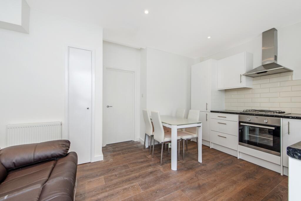 Open Plan Kitchen &amp;