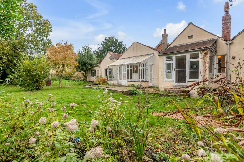 4 Gables, Bridge Street, Halesworth, IP19 8AQ (3).