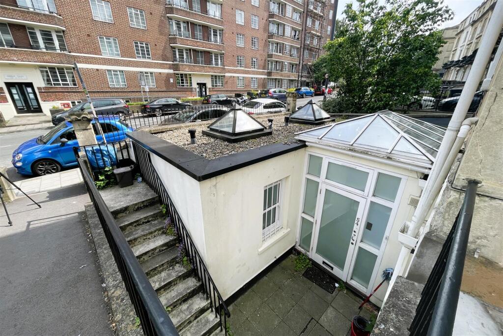 Basement Flat @ 54 St Pauls Road, Clifton, Bristol