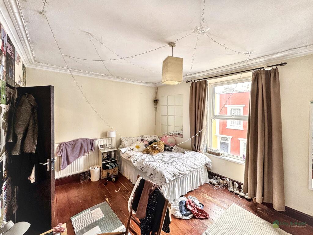 Bedroom 1a T202507221241.jpg