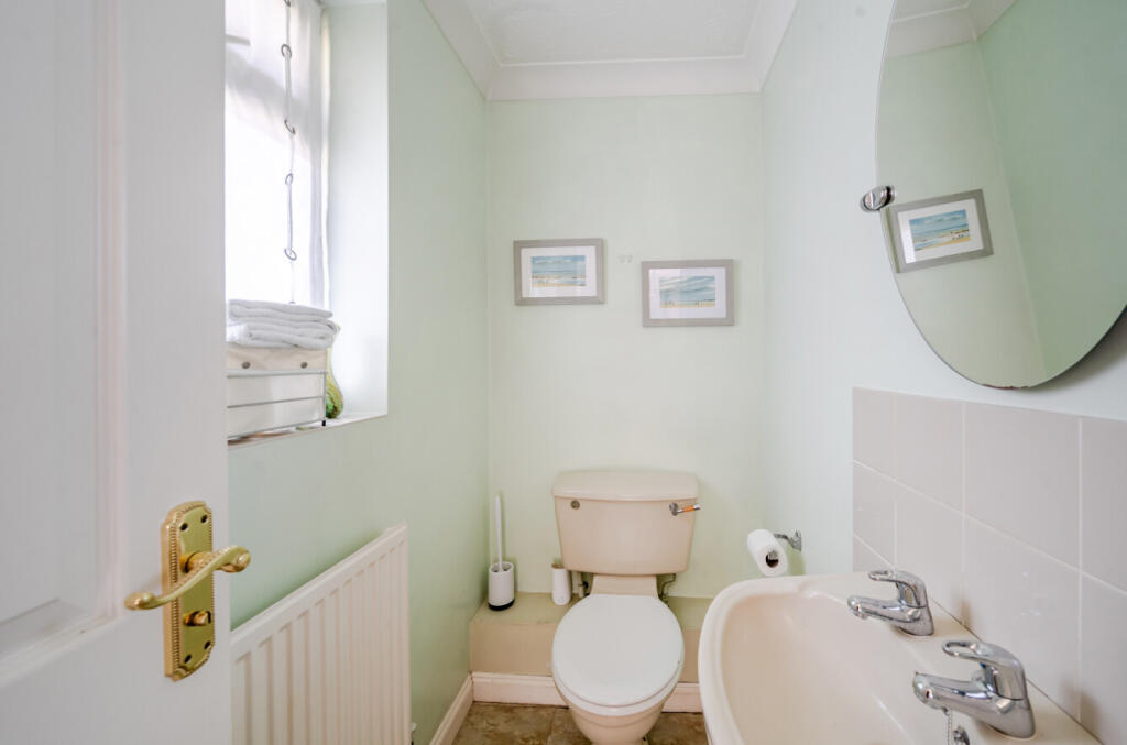 1346886-12-68b01c...