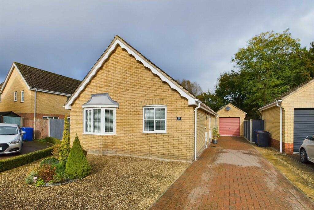 CAM01211G0-PR0123...