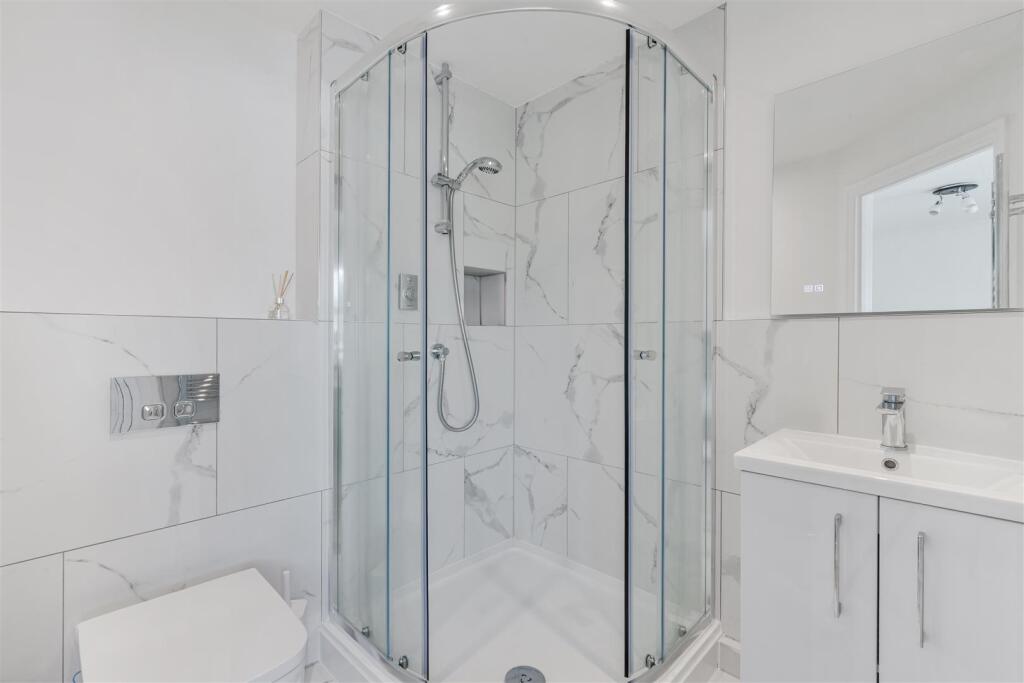 ST THERESA CLOSE (13).jpg