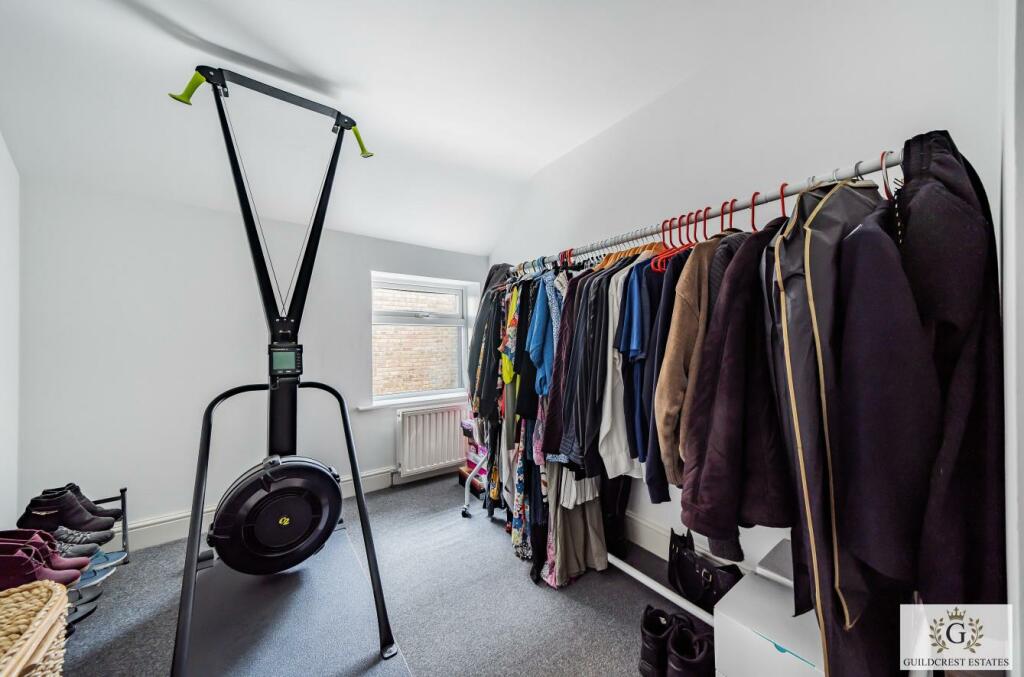 Victoria Road for sale by Guildcrest Estates - thi