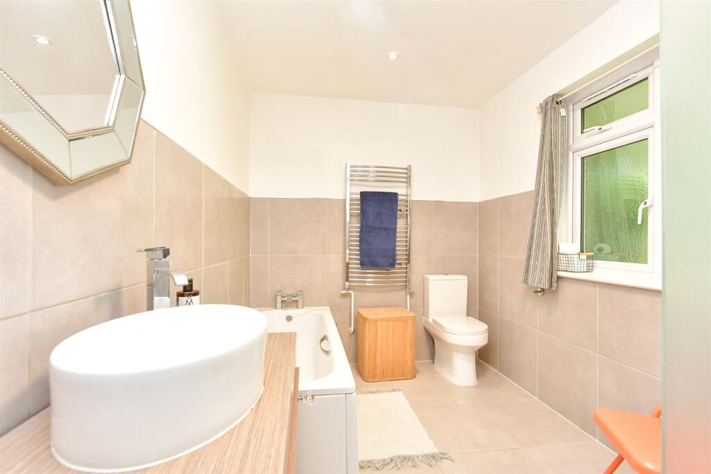 Jack And Jill En-Suite