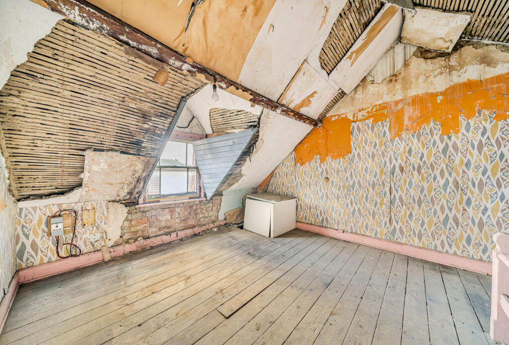 1327032-10-687e66...