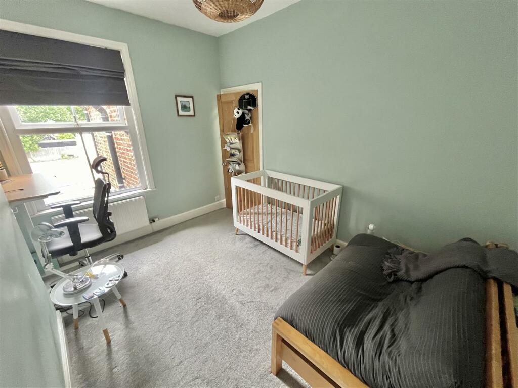 Bedroom 2 Aspect 2
