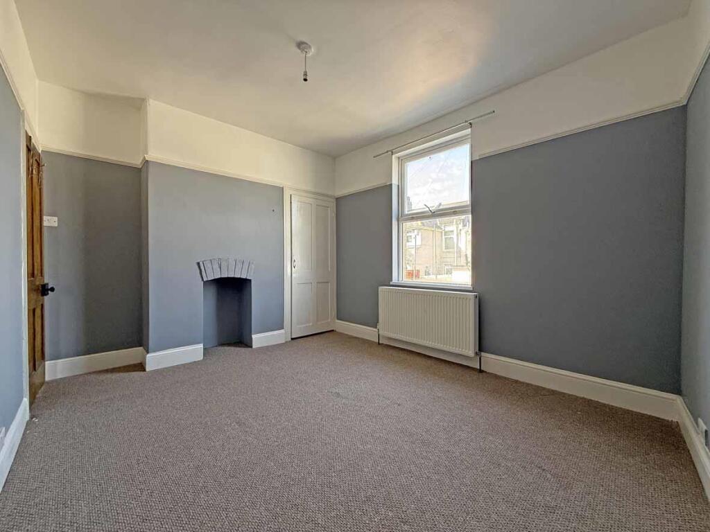 Renown Street 2 - Bed 1.jpg